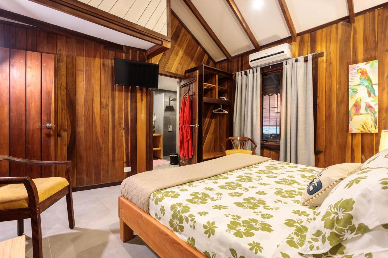 Kalawala Hotel Puerto Viejo de Talamanca Buitenkant foto